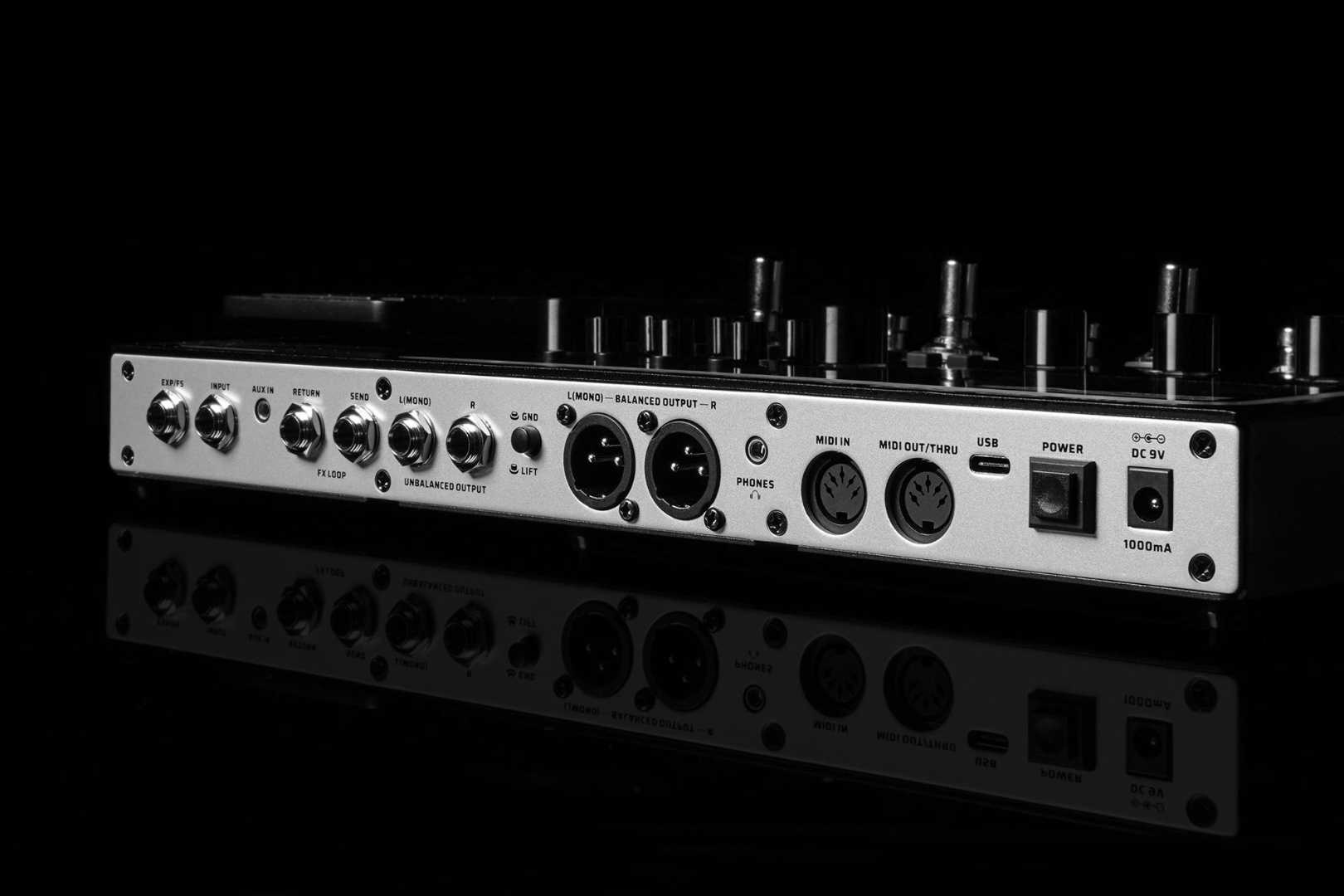 Valeton GP-200 Multi Effects Pedal with free Gigbag